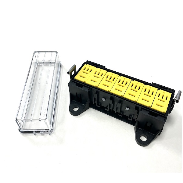 (image for) 7 Way Micro Relay Box With Splashproof Cover